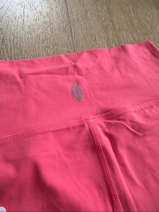 NWT FP MOVEMENT Never Better Bike Shorts / Hibiscus Sz Small - Picture 8 of 10